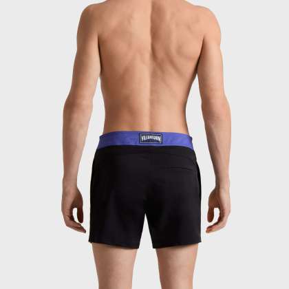 Vilebrequin - Color Block Stretch-badeshorts Mit Flachem Bund Für Herren - Bademode - Merle - Schwarz - Größe M – Bild 4
