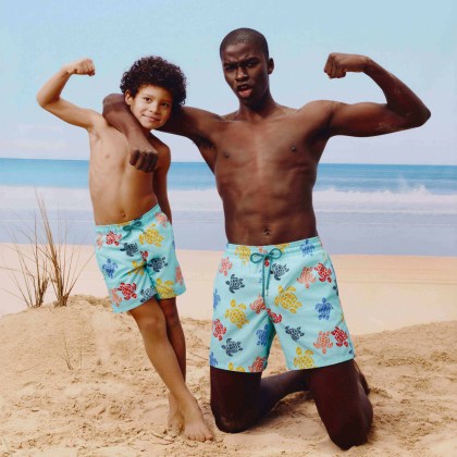 Vilebrequin - Ronde Des Tortues Tricot Badeshorts Für Herren – Vilebrequin X Falke - Bademode - Moorea - Blau - Größe XL – Bild 6