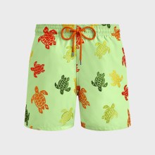Vilebrequin - Tortues Multicolore Badeshorts Mit Stickerei Für Herren – Limitierte Serie - Bademode - Mistral - Grün - Größe 4XL Vilebrequin - Tortues Multicolore Badeshorts Mit Stickerei Für Herren – Limitierte Serie - Bademode - Mistral - Grün - Größe 4XL