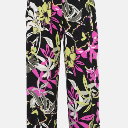 Schlupfhose mit Eingrifftaschen Schlupfhose mit Eingrifftaschen