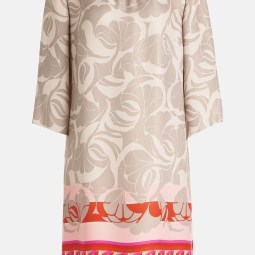 Sommerkleid mit Rundhalsausschnitt Sommerkleid mit Rundhalsausschnitt