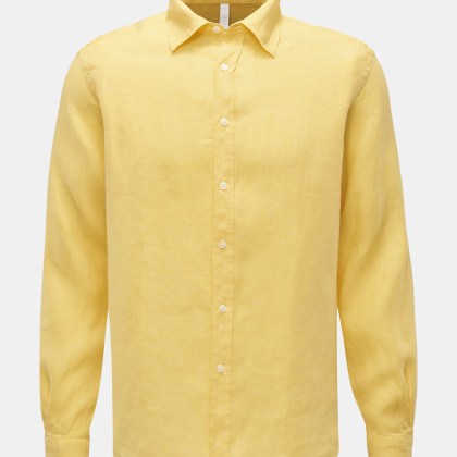 04651/ A trip in a bag - Herren - Leinenhemd Kent-Kragen gelb 04651/ A trip in a bag - Herren - Leinenhemd Kent-Kragen gelb