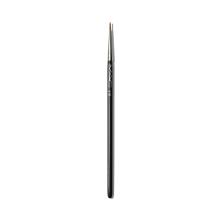 Mac Cosmetics - 210 Synthetic Precise Eye Liner Brush Mac Cosmetics - 210 Synthetic Precise Eye Liner Brush