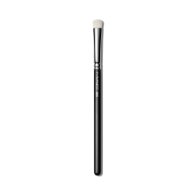 Mac Cosmetics - 239 Synthetic Eye Shader Brush Mac Cosmetics - 239 Synthetic Eye Shader Brush