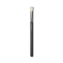 Mac Cosmetics - 217 Synthetic Blending Brush Mac Cosmetics - 217 Synthetic Blending Brush