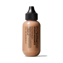 Mac Cosmetics - Studio Radiance Face and Body Radiant Sheer Foundation - N4 Mac Cosmetics - Studio Radiance Face and Body Radiant Sheer Foundation - N4