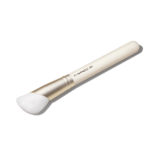 Mac Cosmetics - 001 Serum + Moisturizer Brush Mac Cosmetics - 001 Serum + Moisturizer Brush