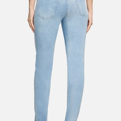 Basic-Jeans mit aufgesetzten Taschen Basic-Jeans mit aufgesetzten Taschen