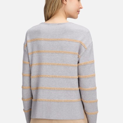 Strickpullover mit Pailletten Strickpullover mit Pailletten