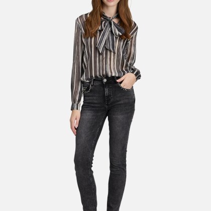Basic-Jeans mit Waschung – Bild 2