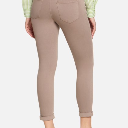 Basic-Jeans mit Waschung Basic-Jeans mit Waschung