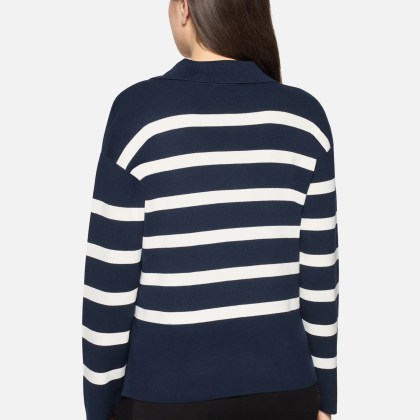 Strickpullover mit Streifen Strickpullover mit Streifen