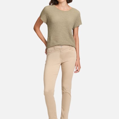 Strukturshirt mit U-Boot-Ausschnitt – Bild 2