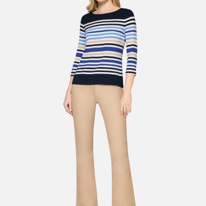 Basic Shirt mit U-Boot-Ausschnitt – Bild 2