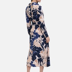 Hemdblusenkleid mit Bindegürtel Hemdblusenkleid mit Bindegürtel