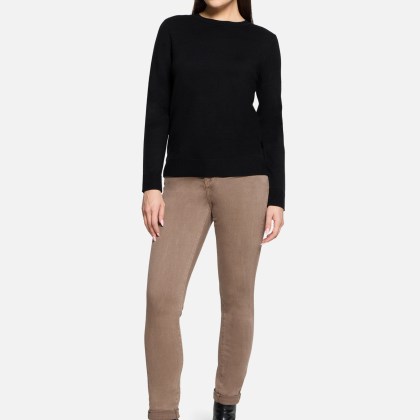 Strickpullover mit U-Boot-Ausschnitt – Bild 2