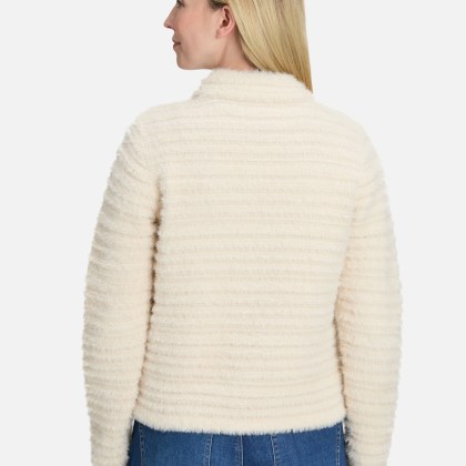 Grobstrickjacke mit Struktur Grobstrickjacke mit Struktur