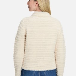 Grobstrickjacke mit Struktur Grobstrickjacke mit Struktur