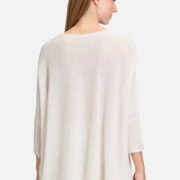 Kaschmir-Pullover mit überschnittenen Ärmeln Kaschmir-Pullover mit überschnittenen Ärmeln