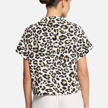 Leinenbluse mit Kragen Leinenbluse mit Kragen