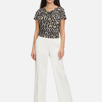 Printshirt mit Wasserfallausschnitt – Bild 2