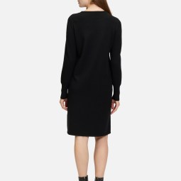 Strickkleid mit Rundhalsausschnitt Strickkleid mit Rundhalsausschnitt