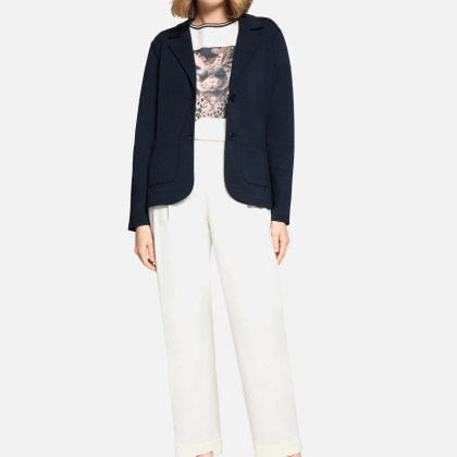 Kurzblazer mit aufgesetzten Taschen – Bild 2