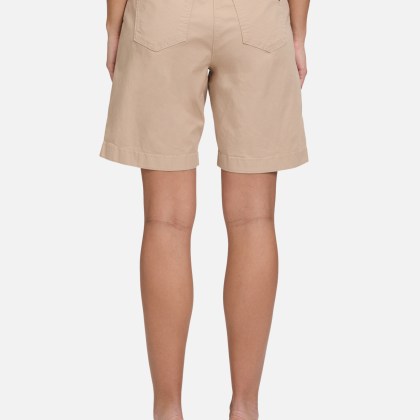 Sommerhose mit Eingrifftaschen Sommerhose mit Eingrifftaschen