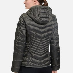 Outdoorjacke mit abnehmbarer Kapuze Outdoorjacke mit abnehmbarer Kapuze
