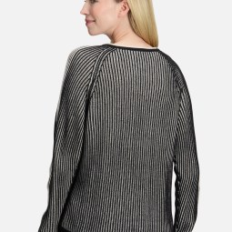 Grobstrick-Pullover mit Rippenstruktur Grobstrick-Pullover mit Rippenstruktur