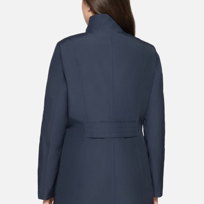 Outdoorjacke mit Stehkragen Outdoorjacke mit Stehkragen