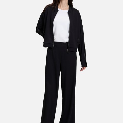 Schlupfhose mit Galonstreifen – Bild 2