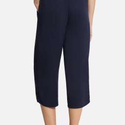 Schlupfhose mit Eingrifftaschen Schlupfhose mit Eingrifftaschen