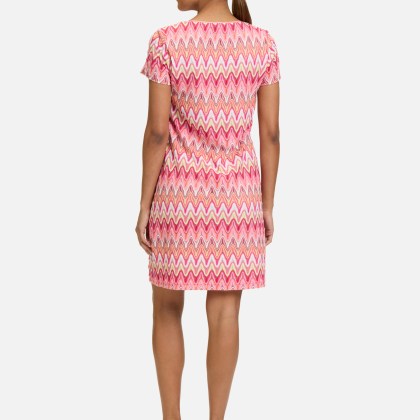 Spitzenkleid mit Rundhalsausschnitt Spitzenkleid mit Rundhalsausschnitt