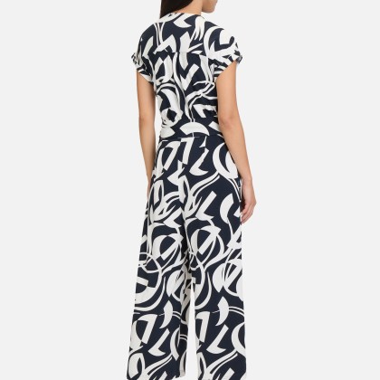 Jumpsuit mit Eingrifftaschen Jumpsuit mit Eingrifftaschen