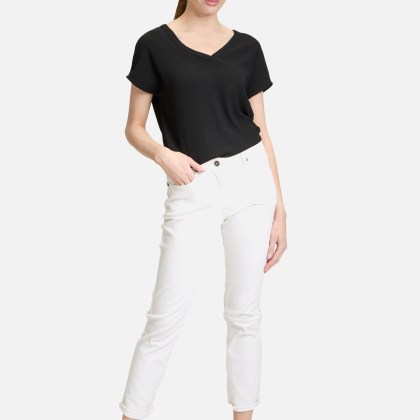 Basic Shirt mit V-Ausschnitt – Bild 2
