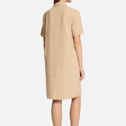 Leinenkleid mit Knopfleiste Leinenkleid mit Knopfleiste