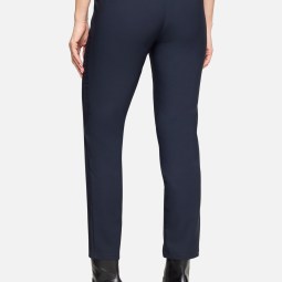 Stretch-Hose mit elastischem Bund Stretch-Hose mit elastischem Bund