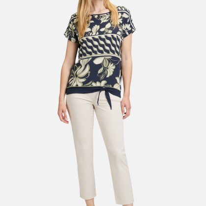 Basic Shirt mit Schleifenknoten – Bild 2