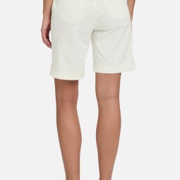 Sommerhose mit Eingrifftaschen Sommerhose mit Eingrifftaschen