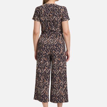Jumpsuit mit Eingrifftaschen Jumpsuit mit Eingrifftaschen