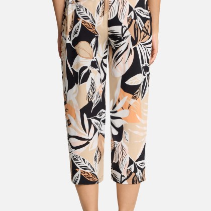 Schlupfhose mit Eingrifftaschen Schlupfhose mit Eingrifftaschen