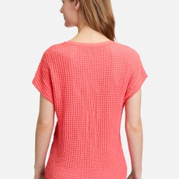 Strukturshirt mit U-Boot-Ausschnitt Strukturshirt mit U-Boot-Ausschnitt