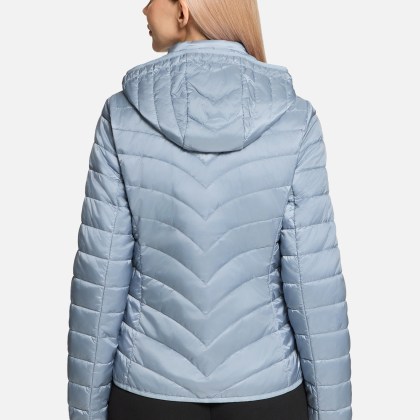 Outdoorjacke mit abnehmbarer Kapuze Outdoorjacke mit abnehmbarer Kapuze