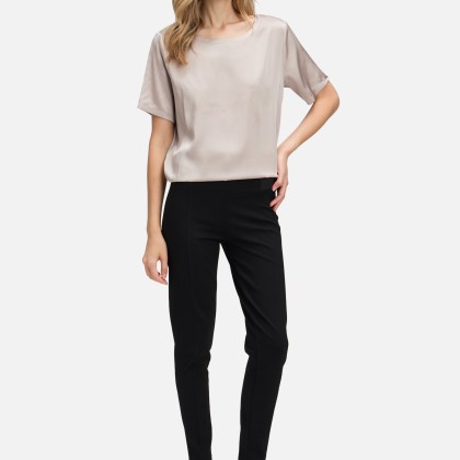 Schlupfbluse mit Rundhalsausschnitt – Bild 2