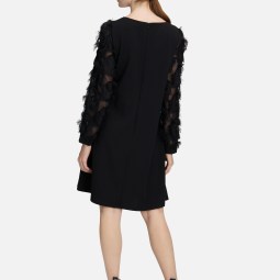 Etuikleid langarm Etuikleid langarm