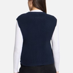 Grobstrickjacke ohne Arm Grobstrickjacke ohne Arm