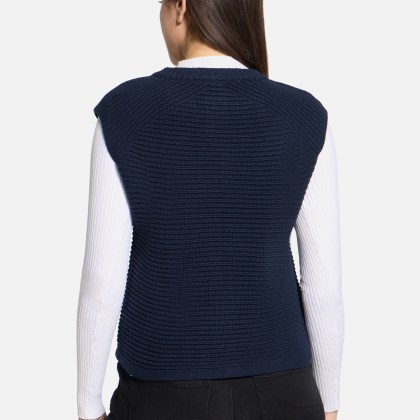 Grobstrickjacke ohne Arm Grobstrickjacke ohne Arm