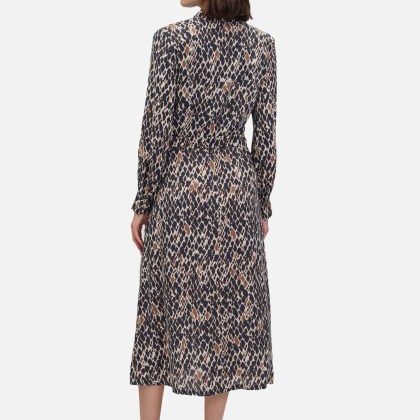 Hemdblusenkleid mit Bindegürtel Hemdblusenkleid mit Bindegürtel