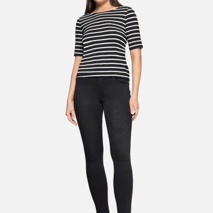 Basic-Jeans mit Waschung – Bild 2